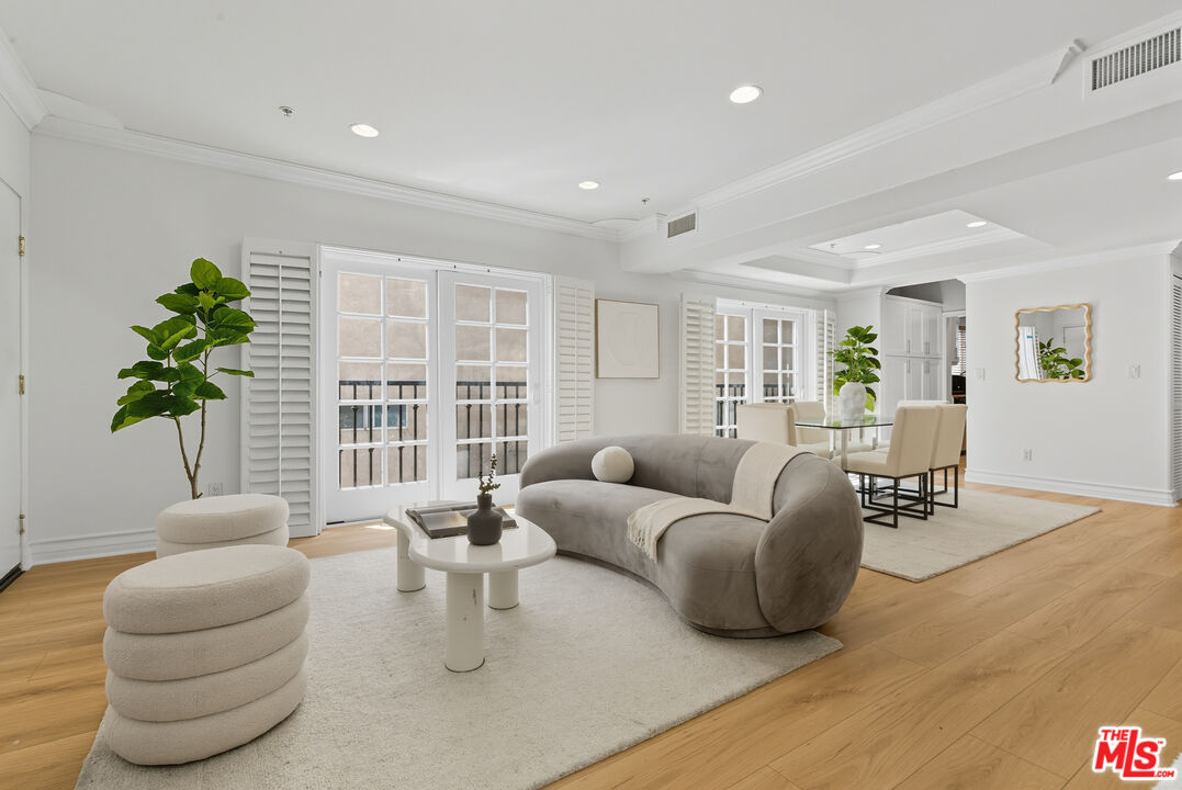 11826 Dorothy St Unit: 202