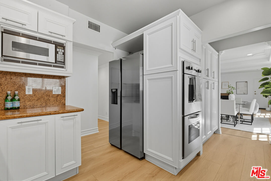 11826 Dorothy St Unit: 202
