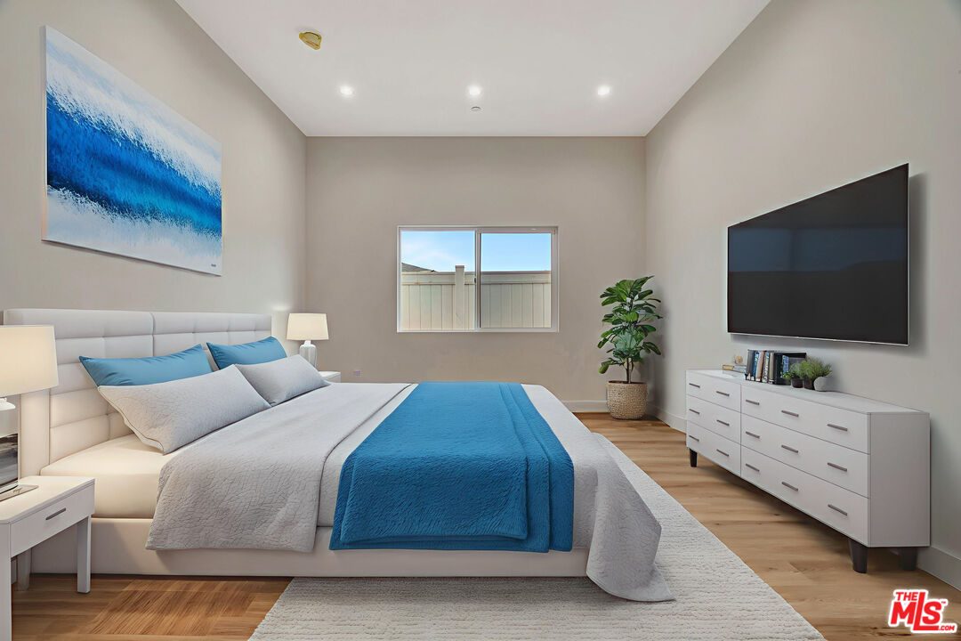 11108 Norris Ave Unit: 11106