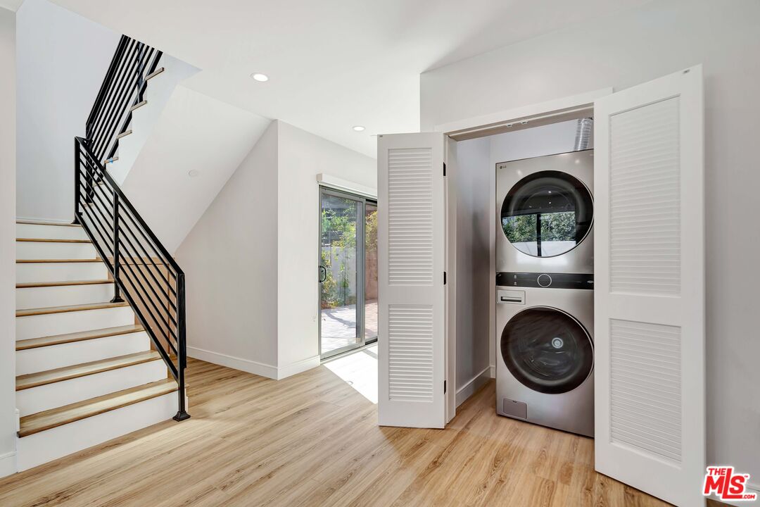 1921 Federal Ave Unit: 1921