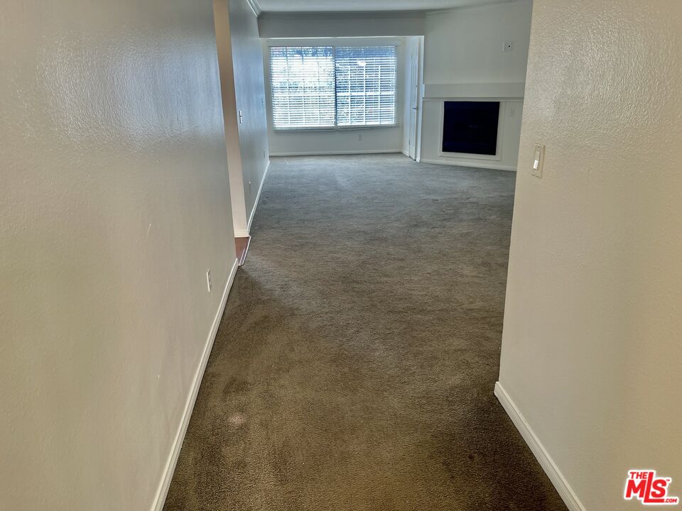 5530 Owensmouth Ave Unit: 223