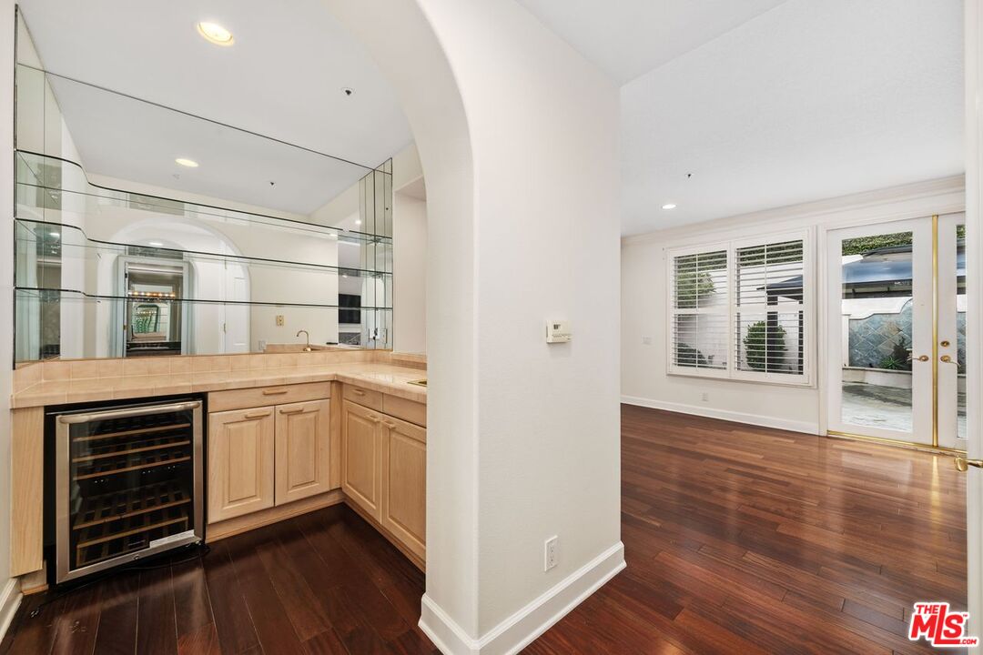 11815 Folkstone Ln