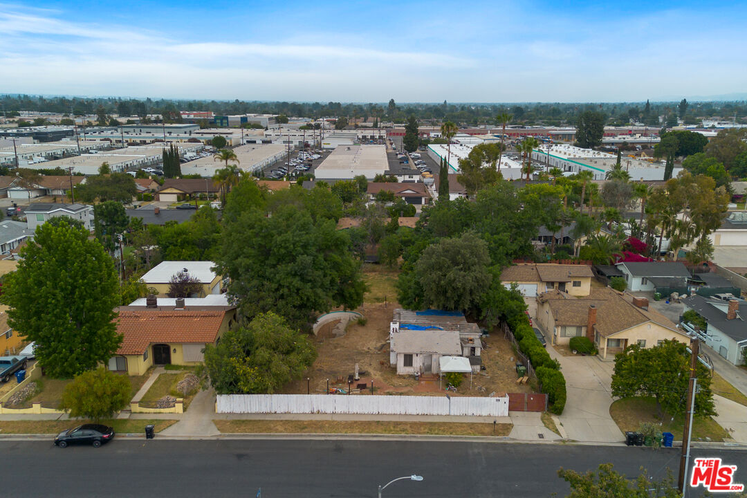 7800 Jordan Ave