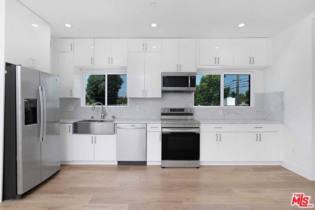 6266 Etiwanda Ave Unit: 18254