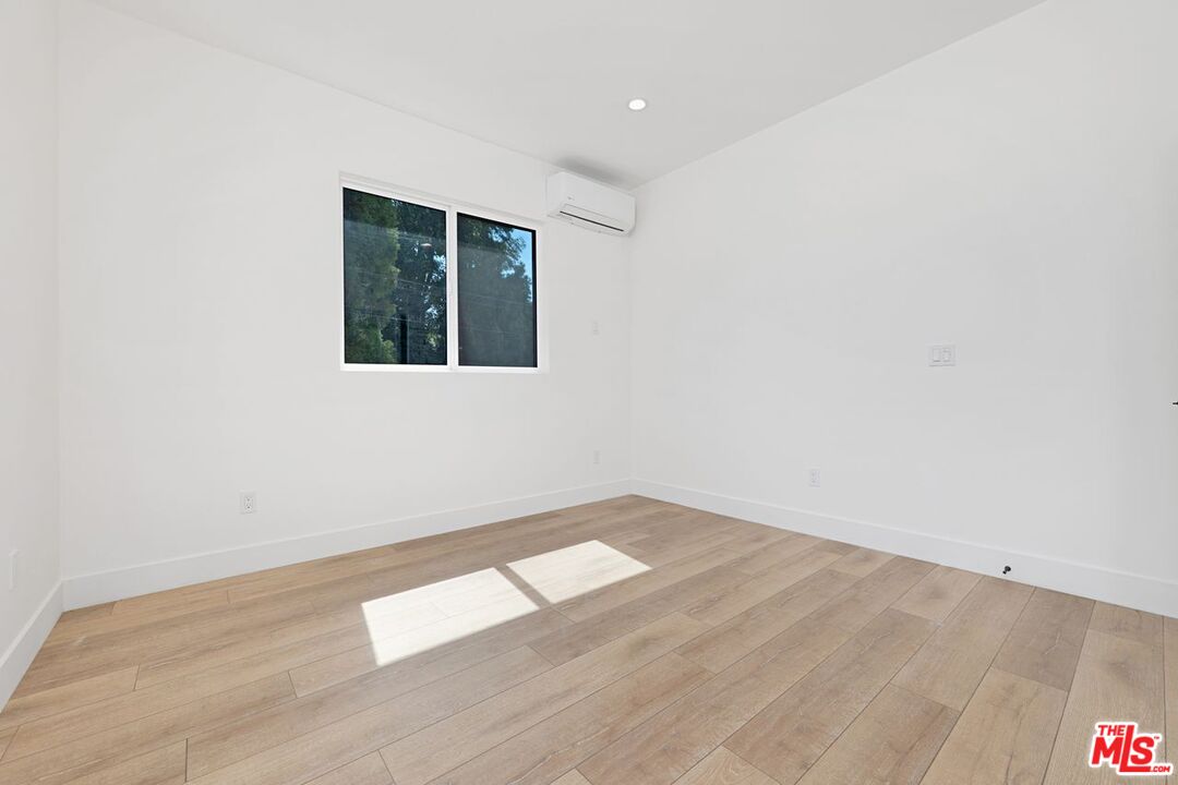 6266 Etiwanda Ave Unit: 18254