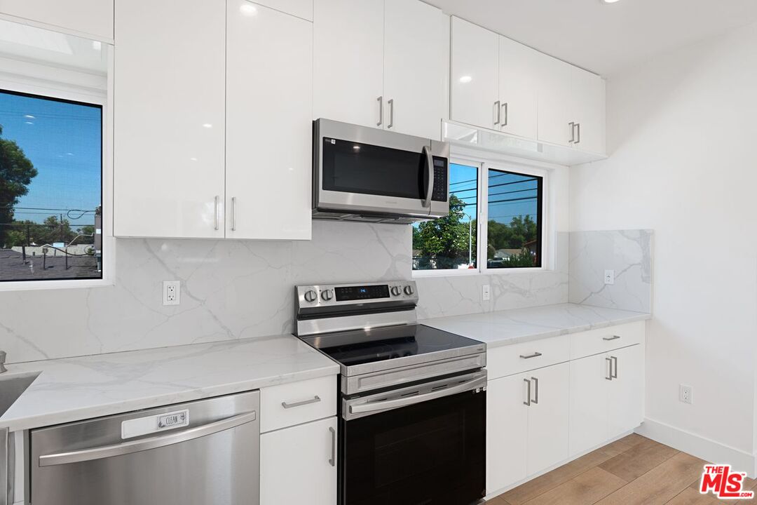 6266 Etiwanda Ave Unit: 18254