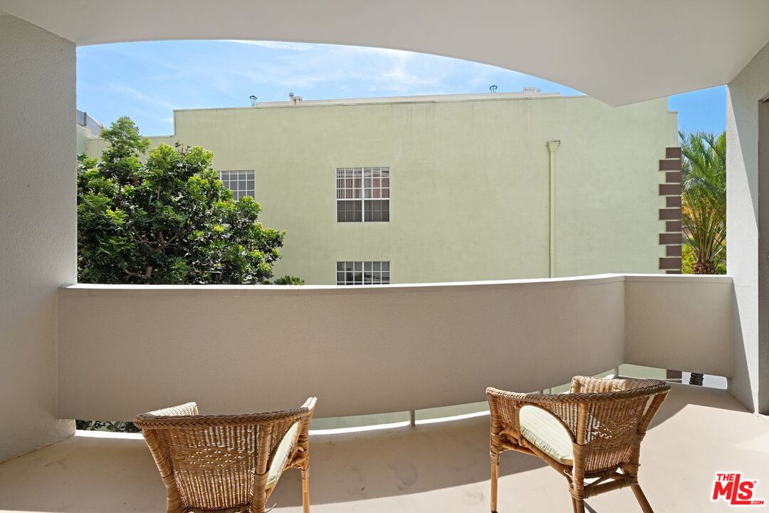 7250 Franklin Ave Unit: 507