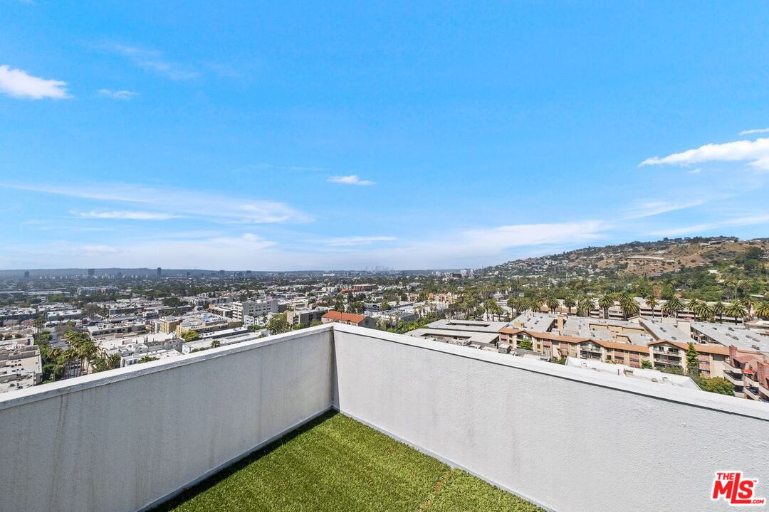 7250 Franklin Ave Unit: 507