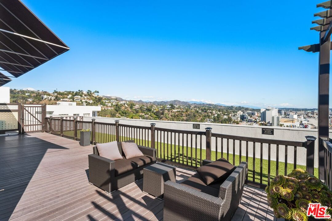 7250 Franklin Ave Unit: 507