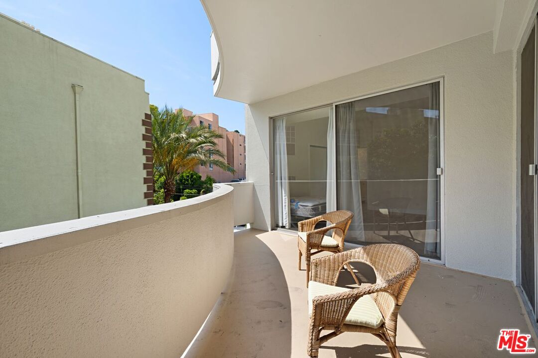7250 Franklin Ave Unit: 507