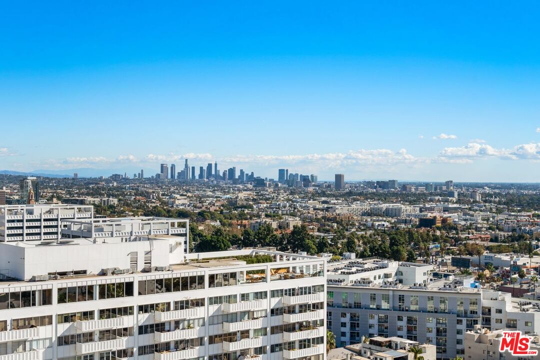 7250 Franklin Ave Unit: 507