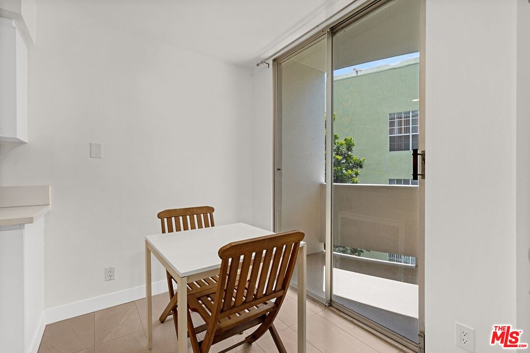 7250 Franklin Ave Unit: 507