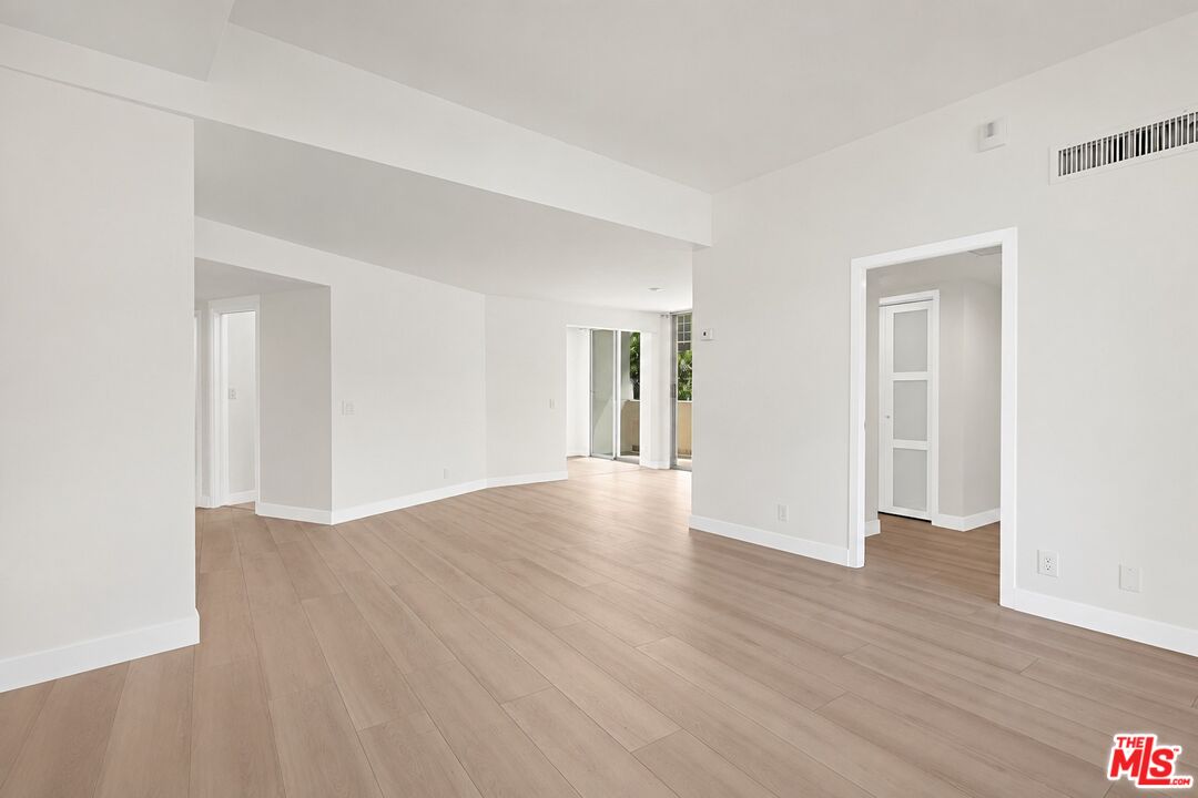 7250 Franklin Ave Unit: 507