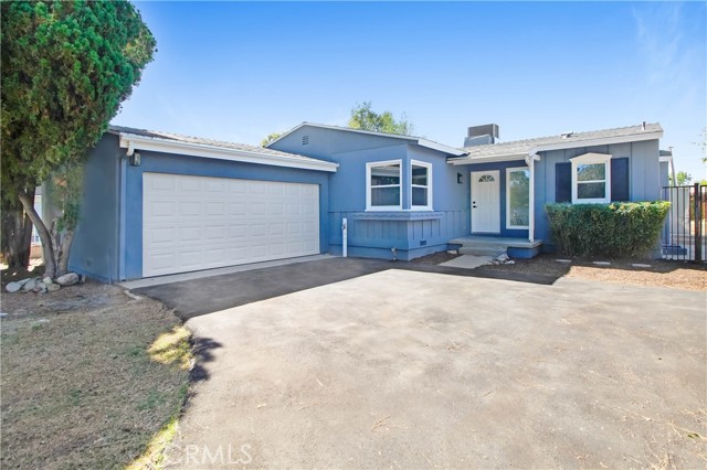 7025 Comanche AVE