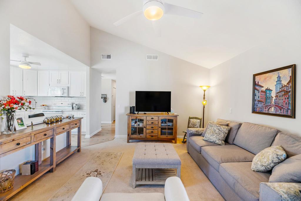 16412 Caminito Vecinos 141