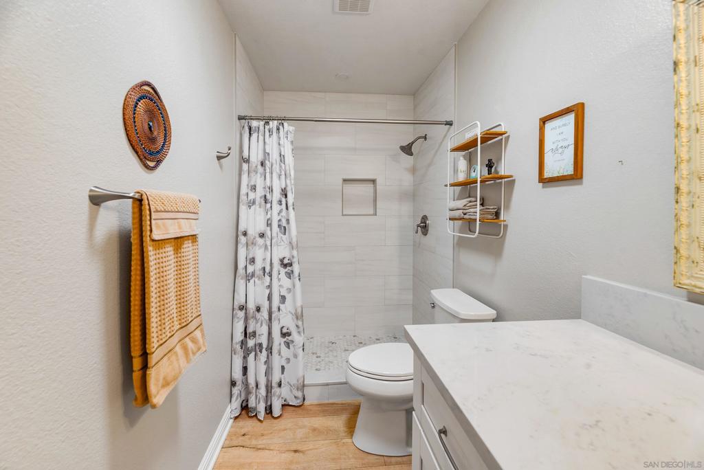 16412 Caminito Vecinos 141