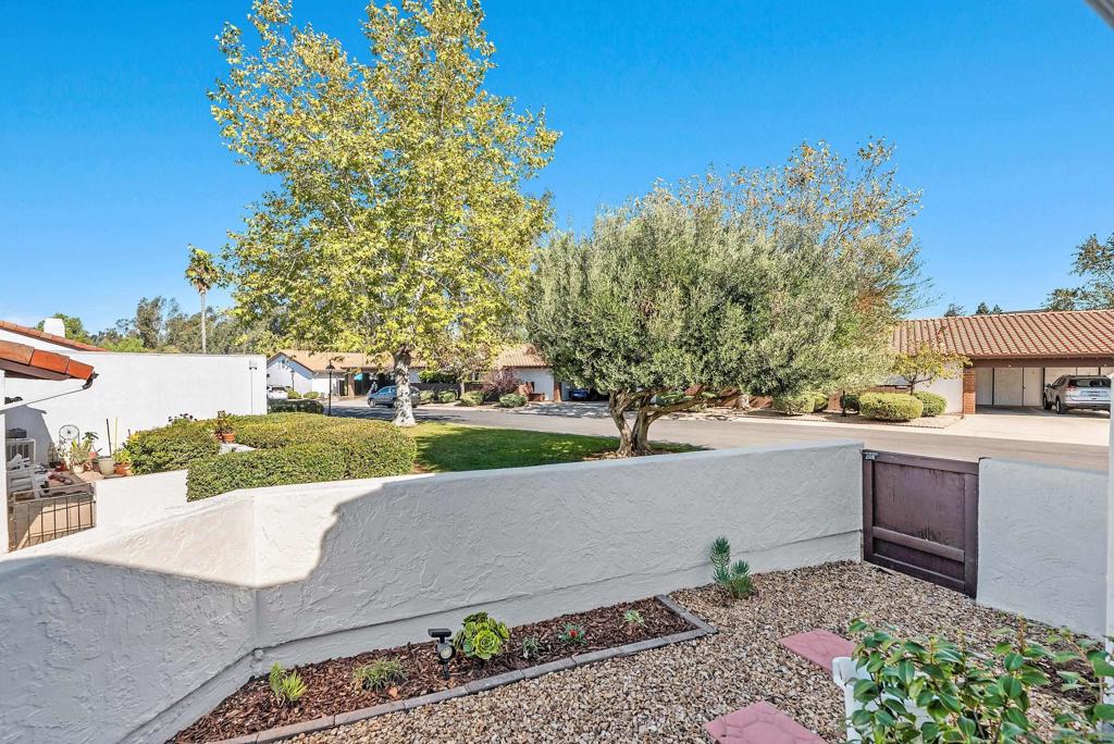 16412 Caminito Vecinos 141