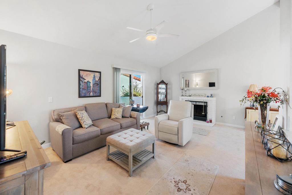 16412 Caminito Vecinos 141