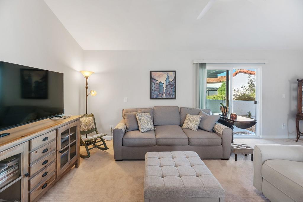 16412 Caminito Vecinos 141