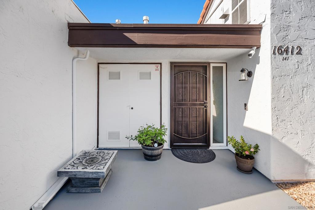 16412 Caminito Vecinos 141