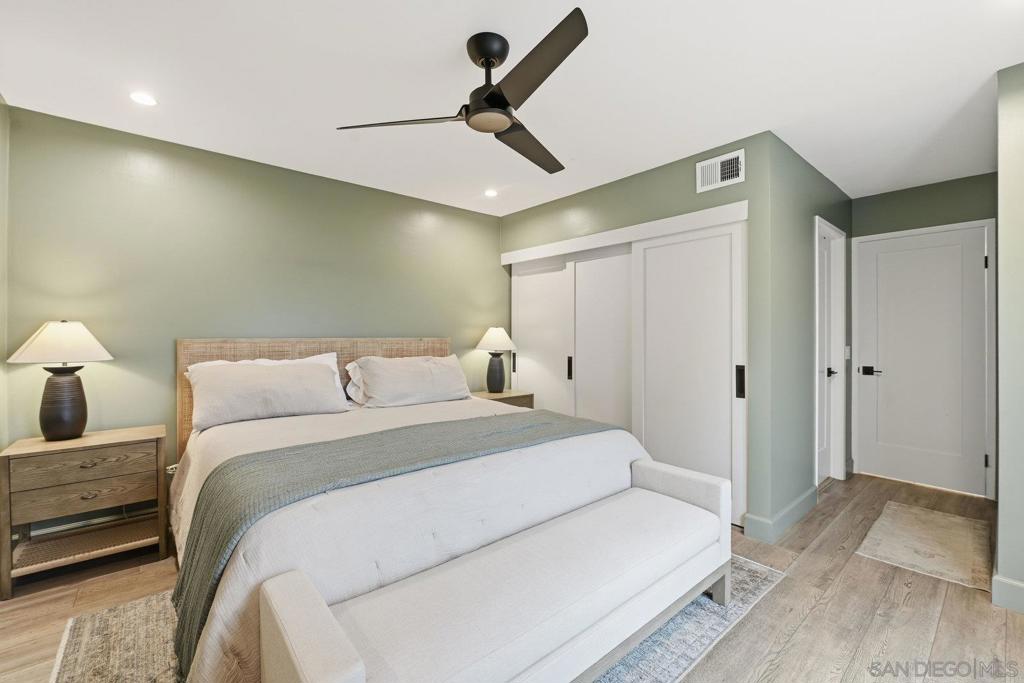 1422 Caminito Septimo