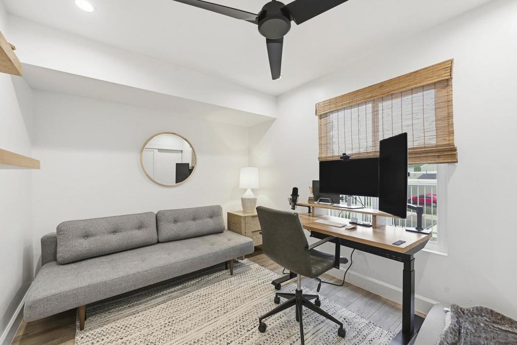 1422 Caminito Septimo