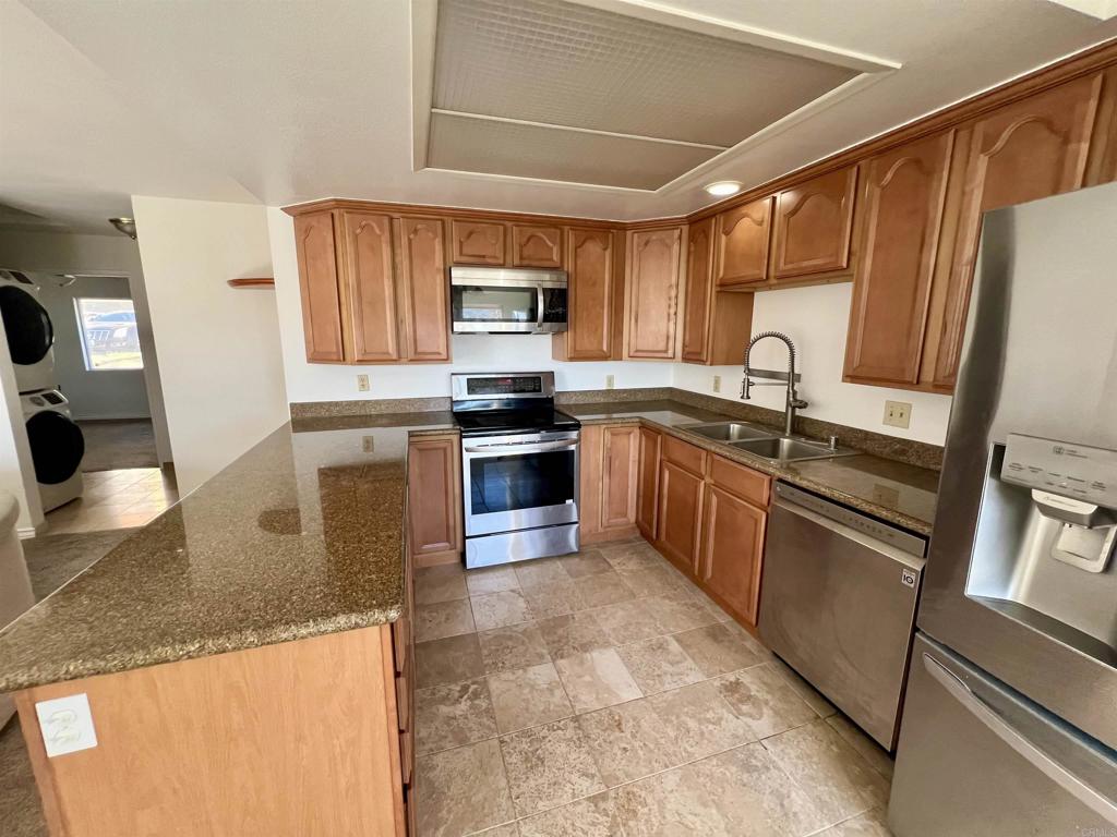 31916 Del Cielo Este Unit: 7