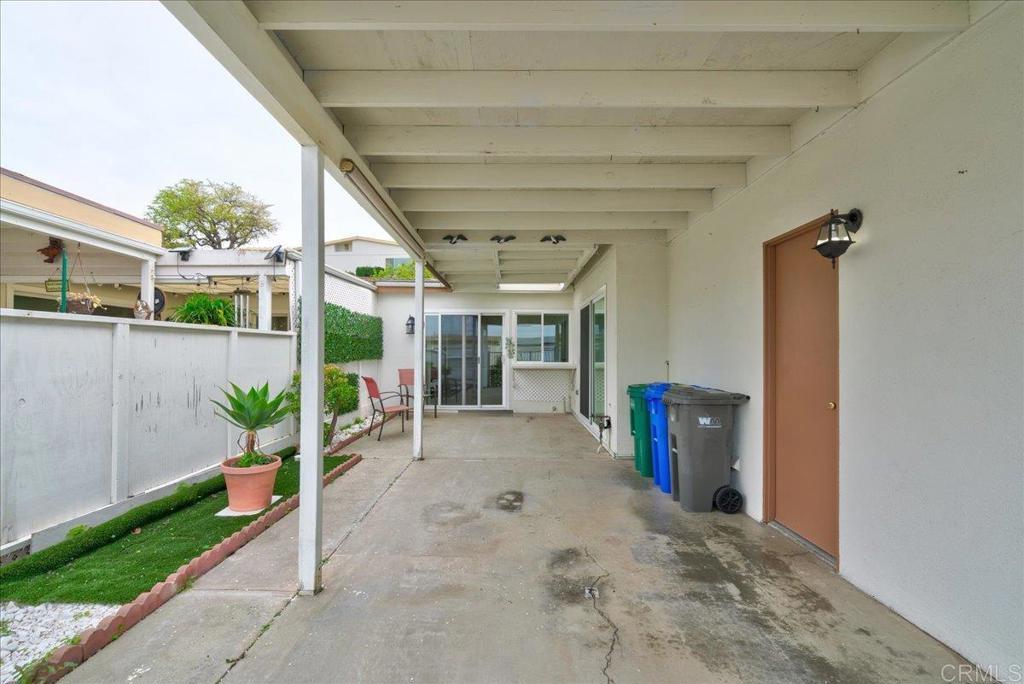 3890 Vista Campana S 98