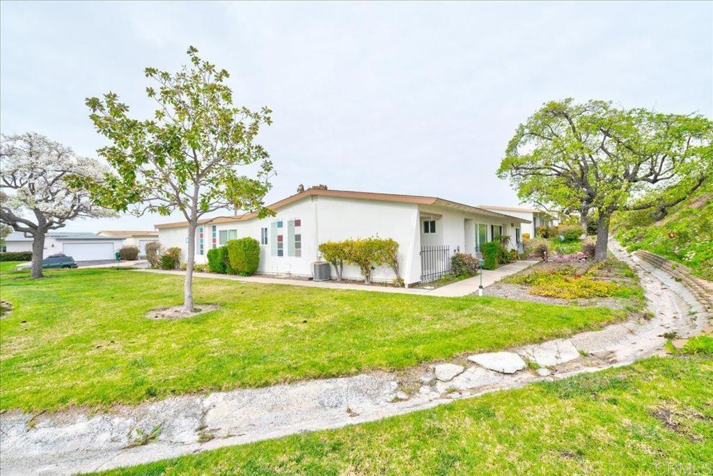 3890 Vista Campana S 98