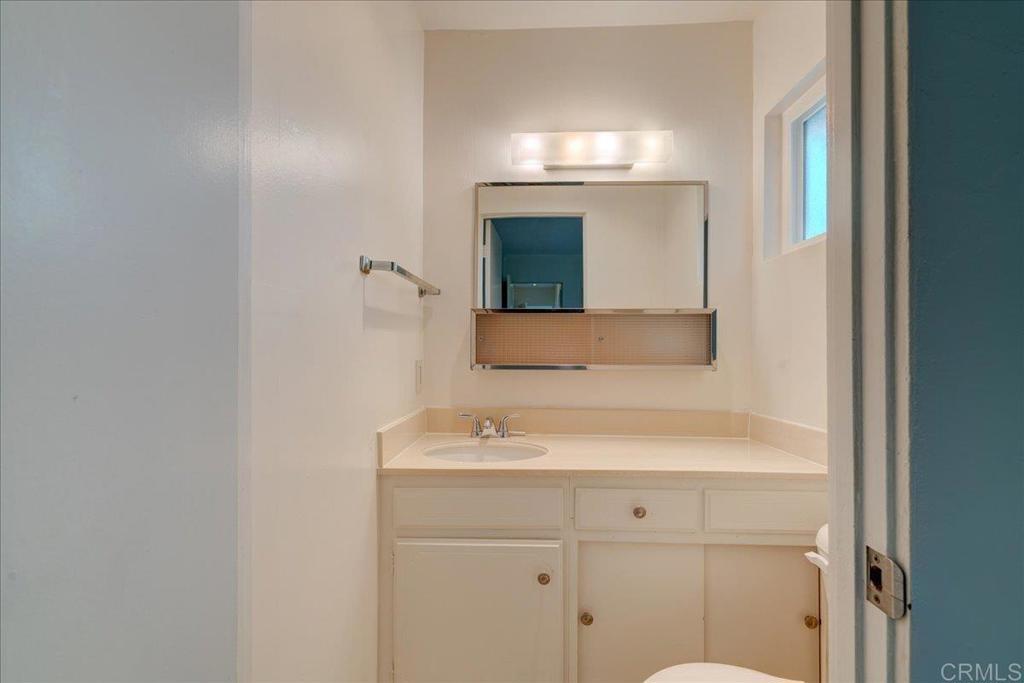 3890 Vista Campana S 98