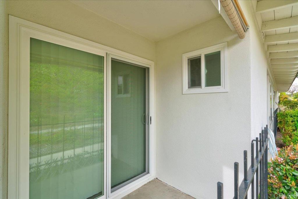 3890 Vista Campana S 98