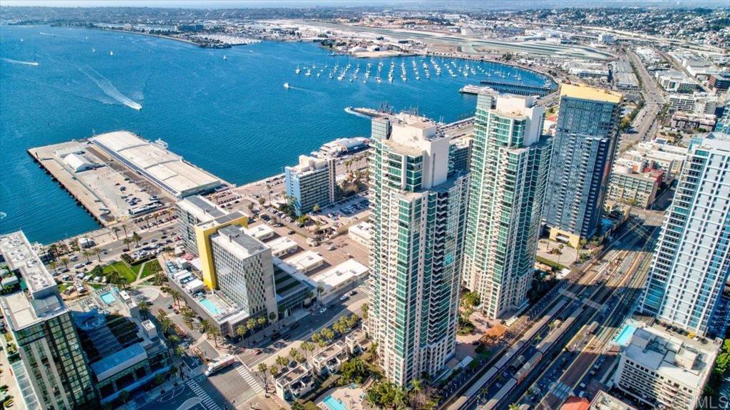 1199 Pacific Highway 3902