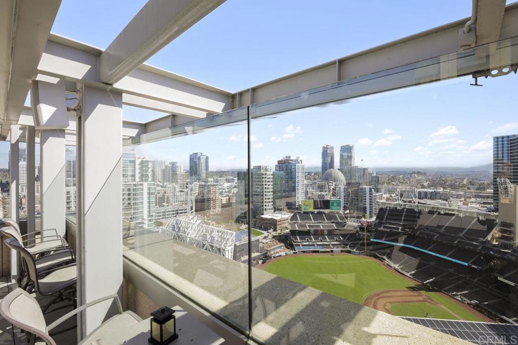 165 6Th Avenue 2504