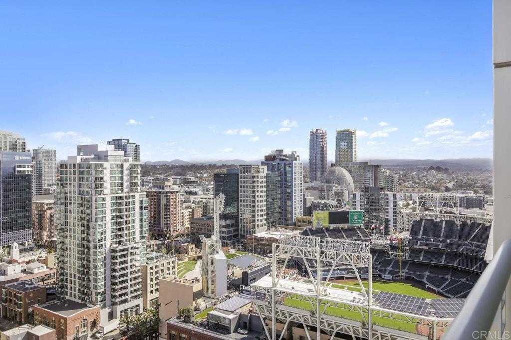 165 6Th Avenue 2504