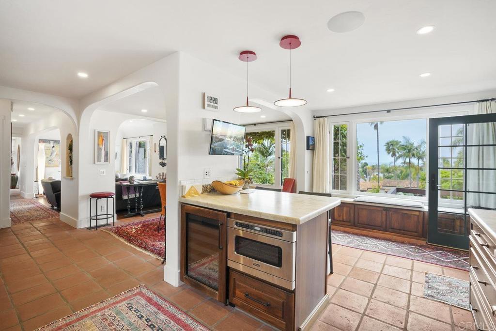 308 Sunset Drive A