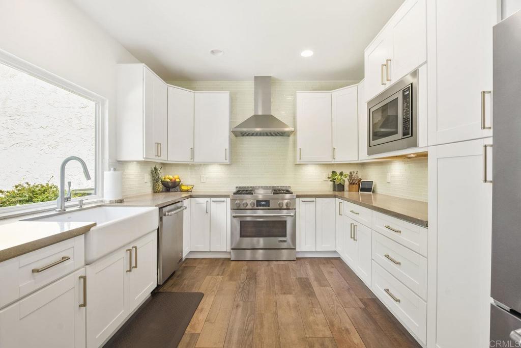 858 Summersong Court