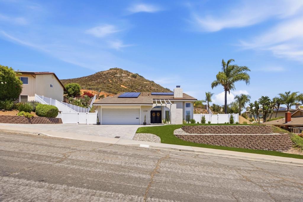 12388 Reata Court