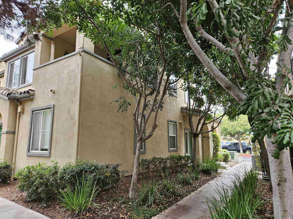 4558 Northern Moon Way