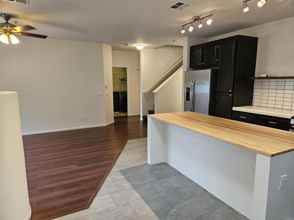 4558 Northern Moon Way