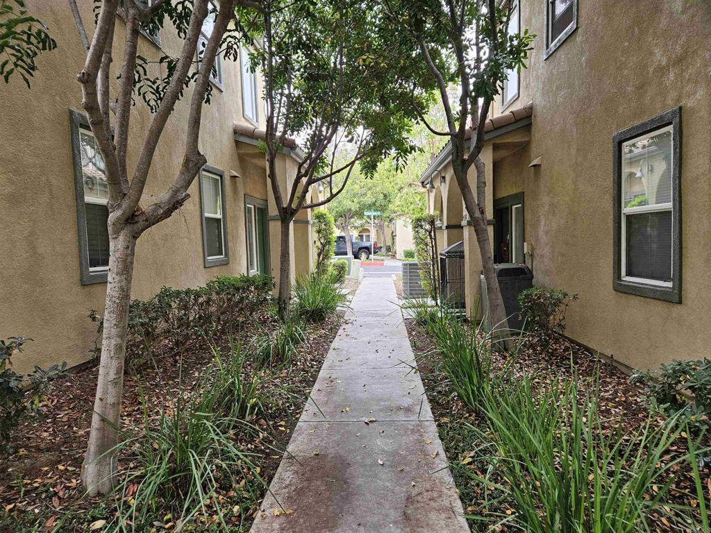 4558 Northern Moon Way