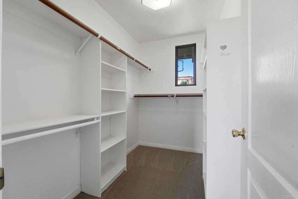 2524 La Costa Avenue