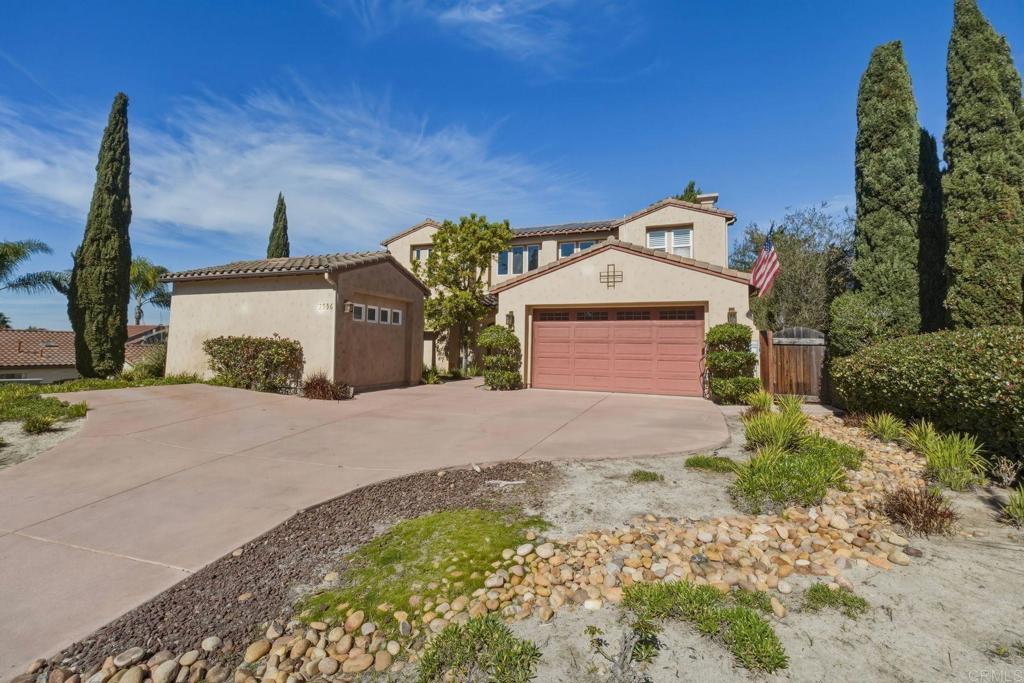 2556 La Costa Avenue