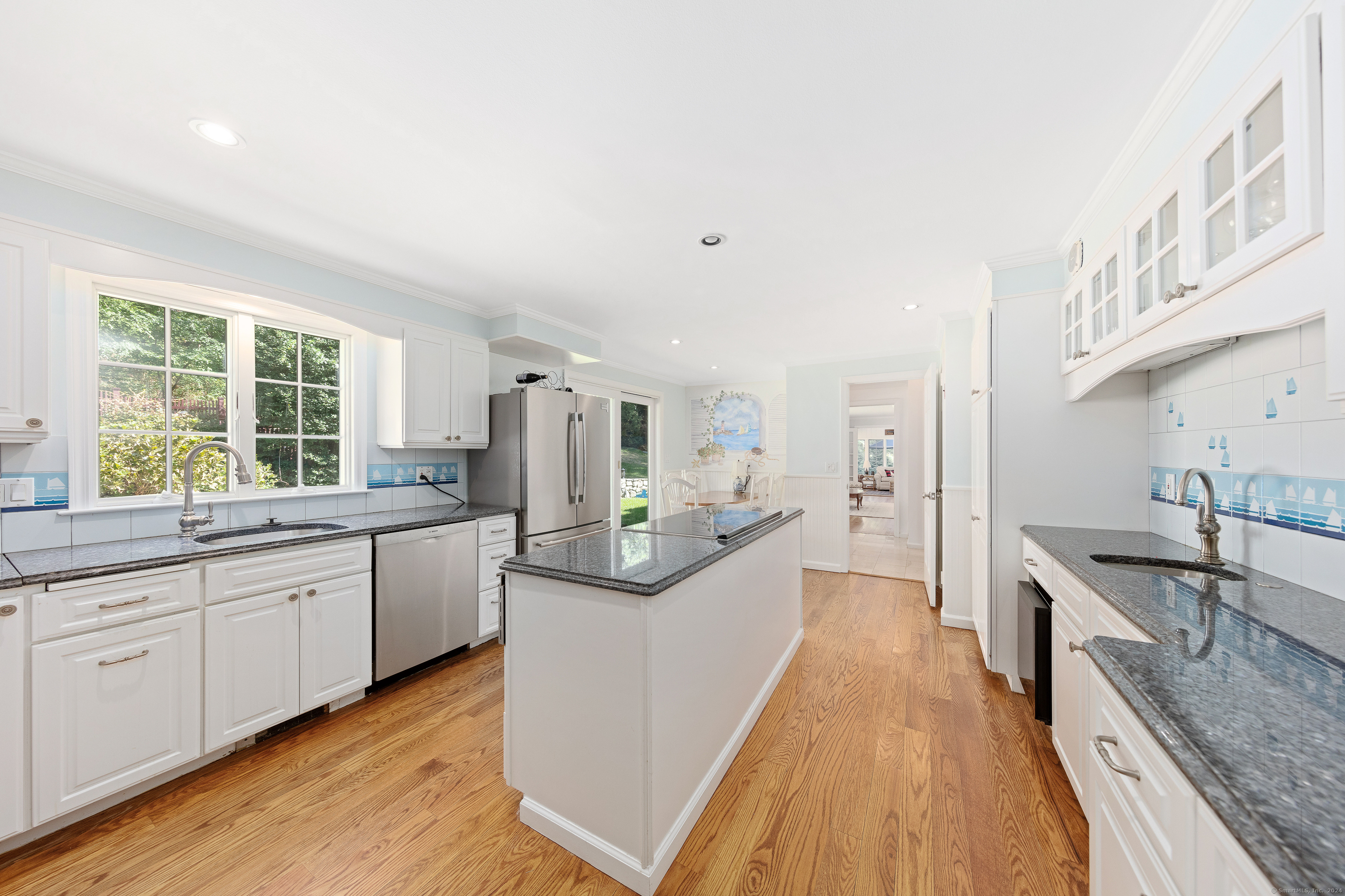 438 Middlesex Road