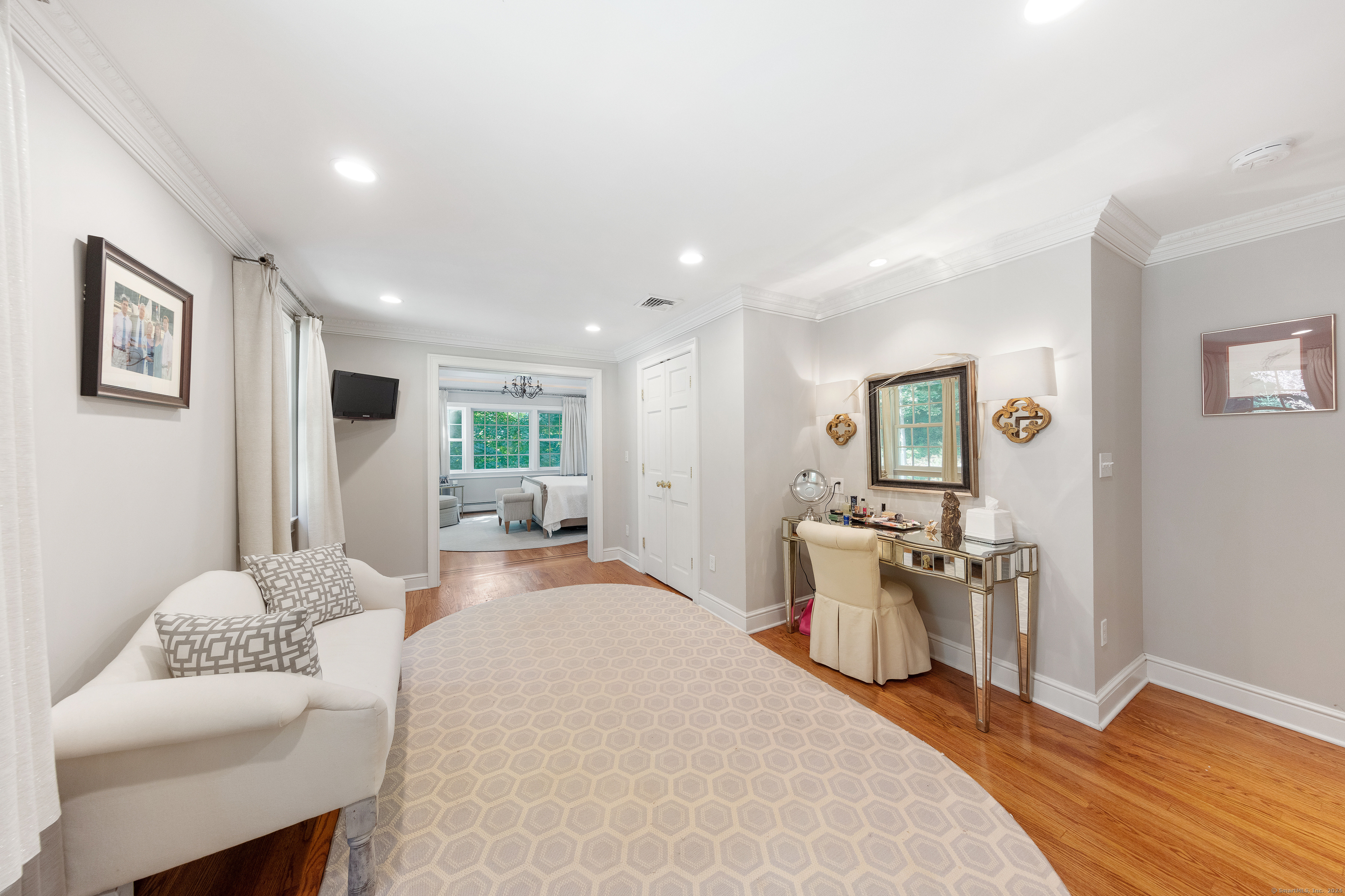 438 Middlesex Road
