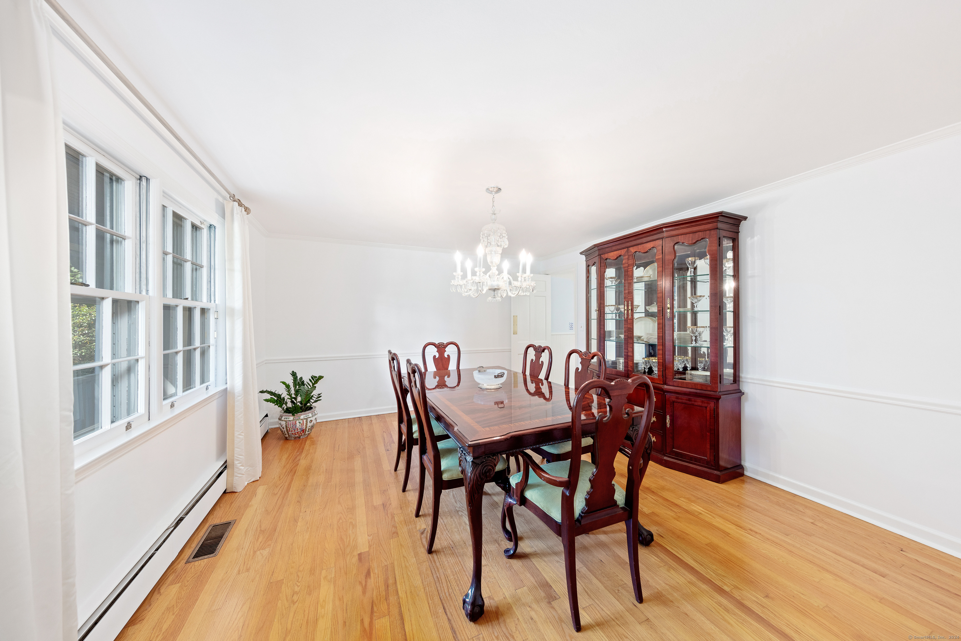 438 Middlesex Road