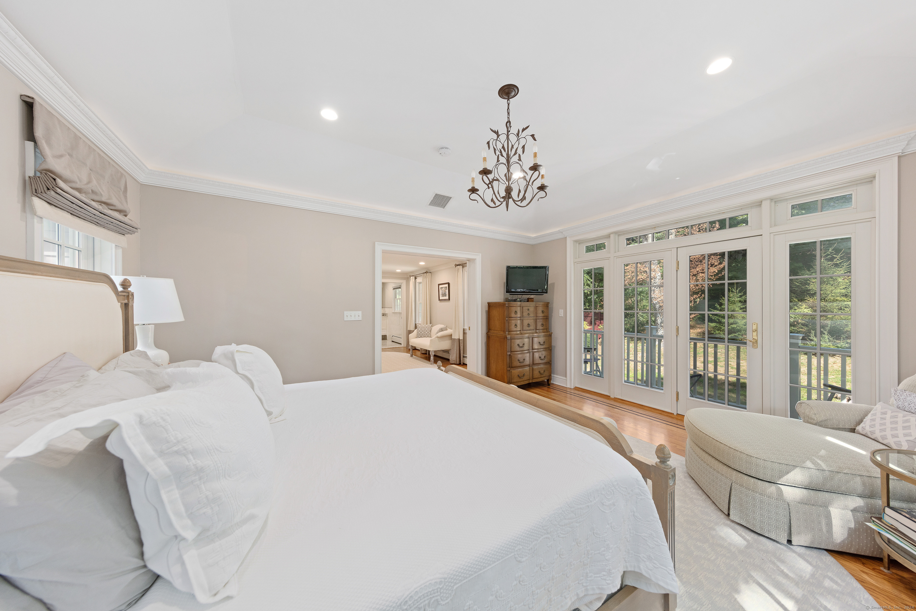 438 Middlesex Road