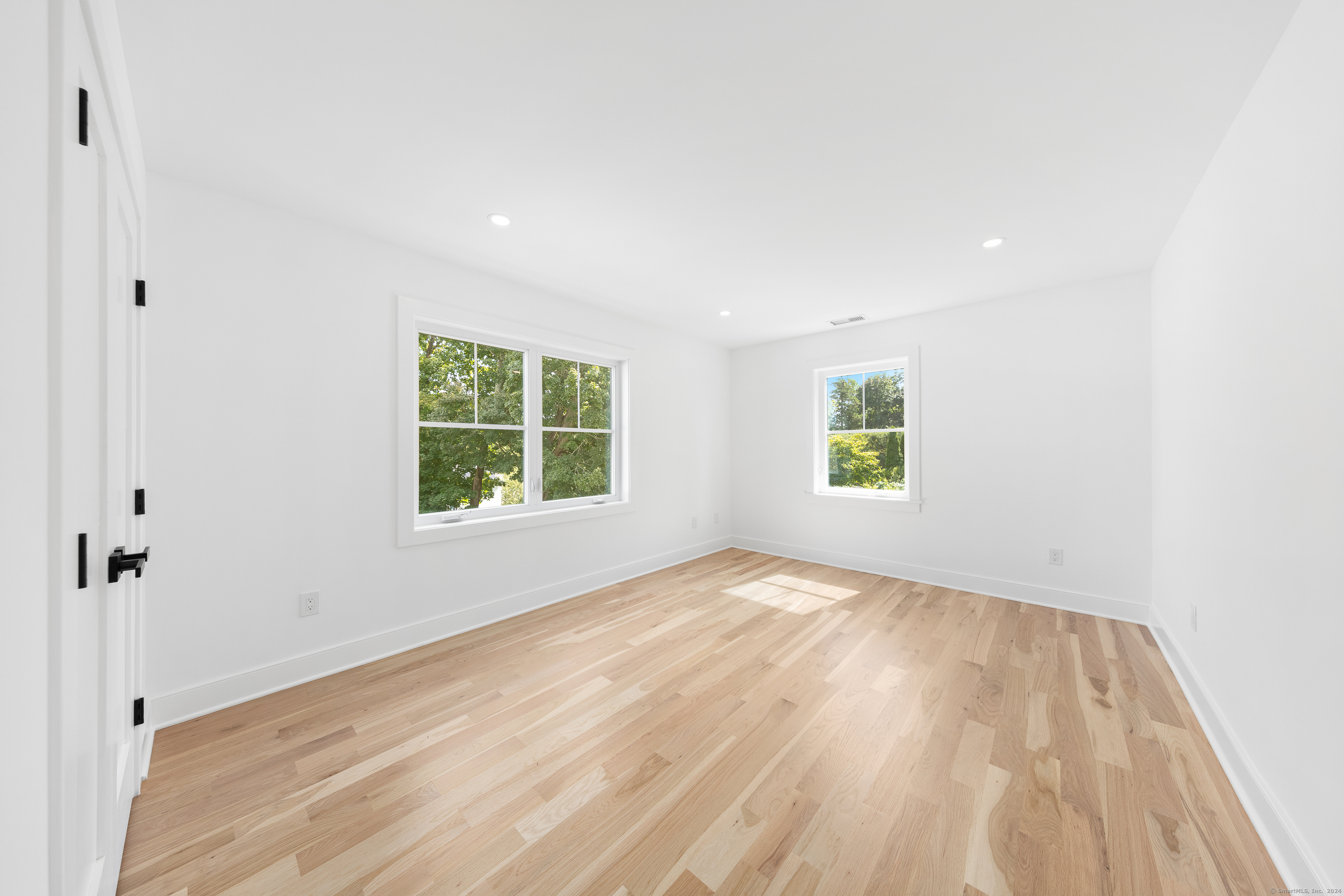 14 Dickinson Road