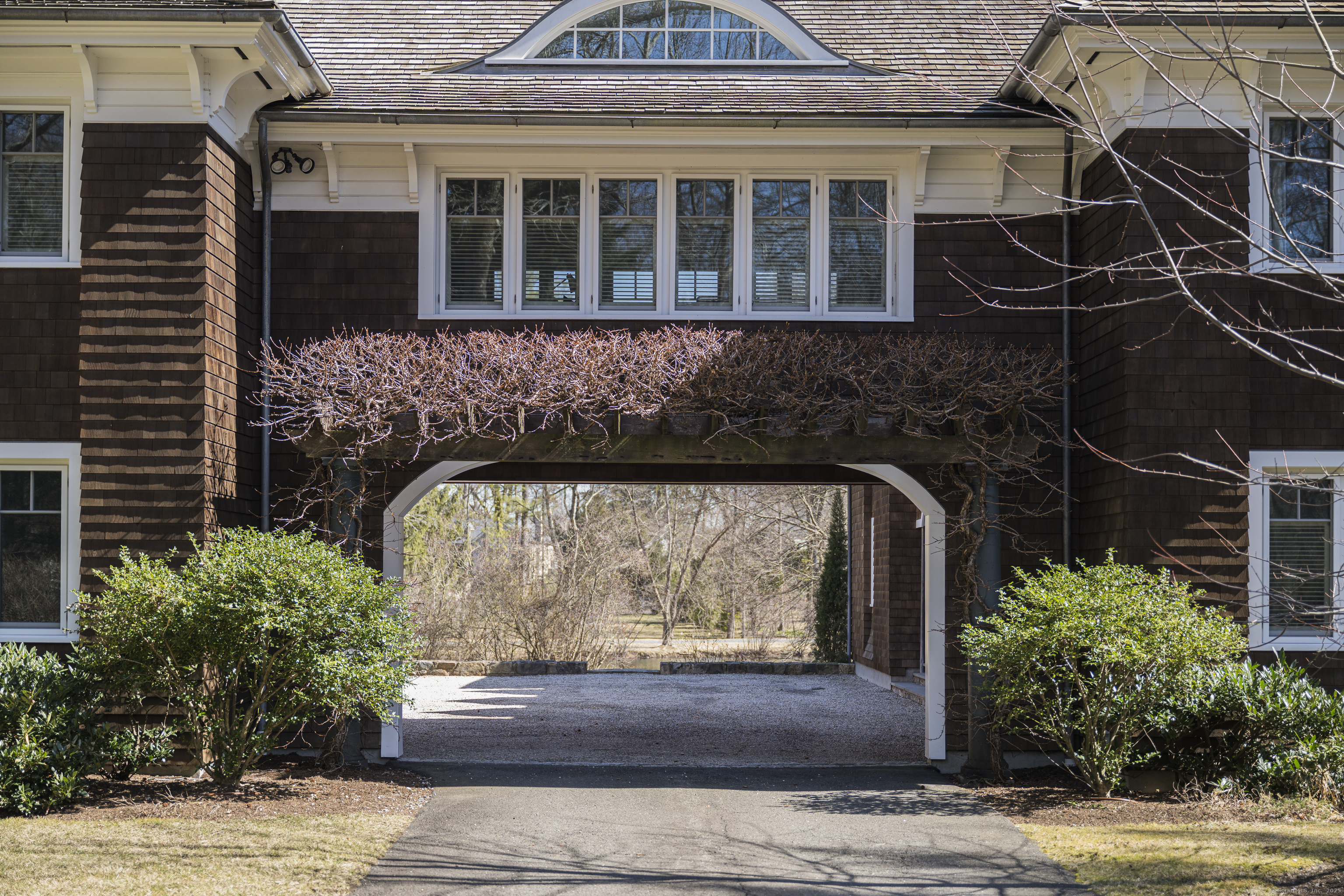 2 Driftway Lane