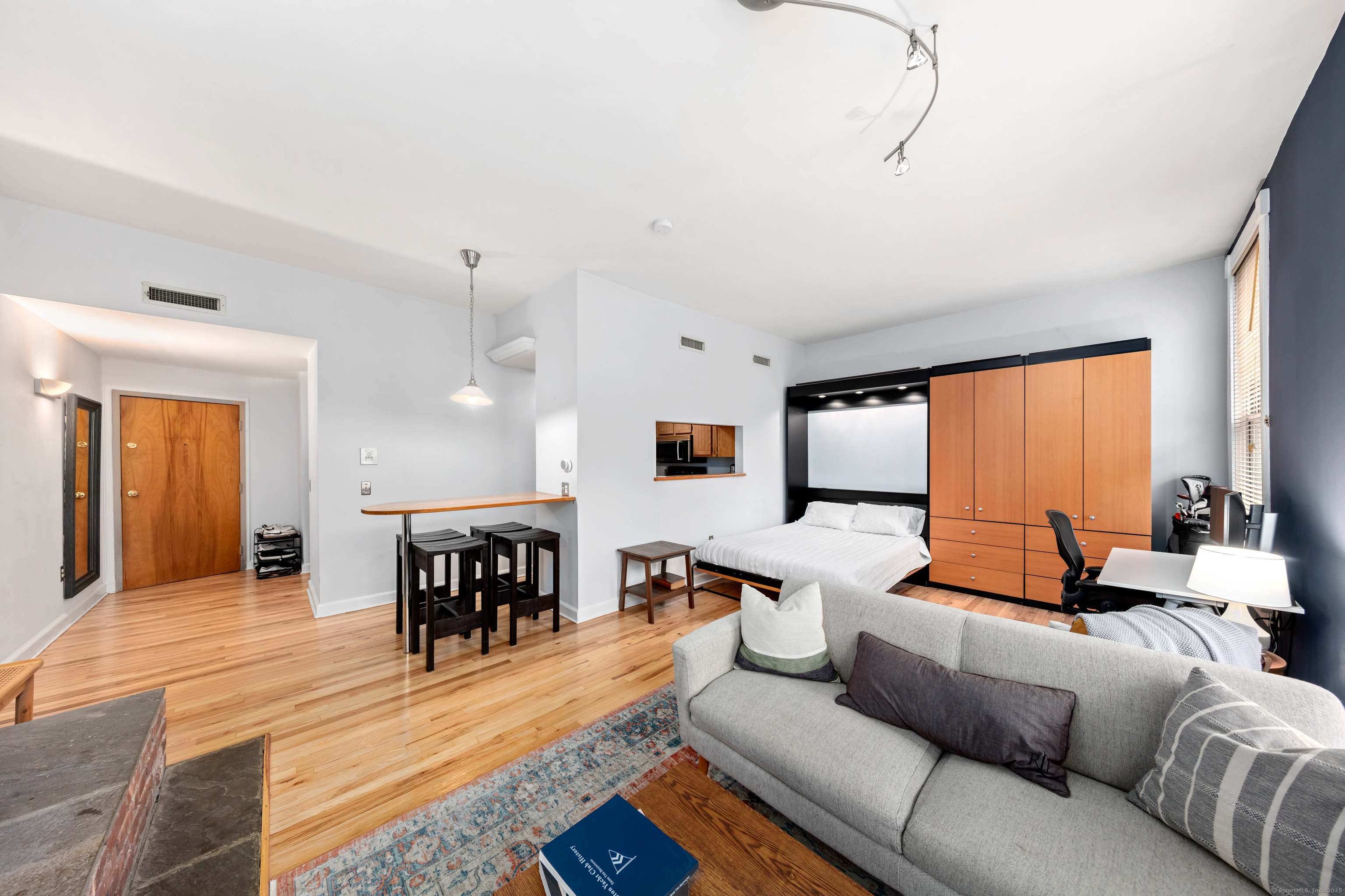 118 Washington Street APT 202