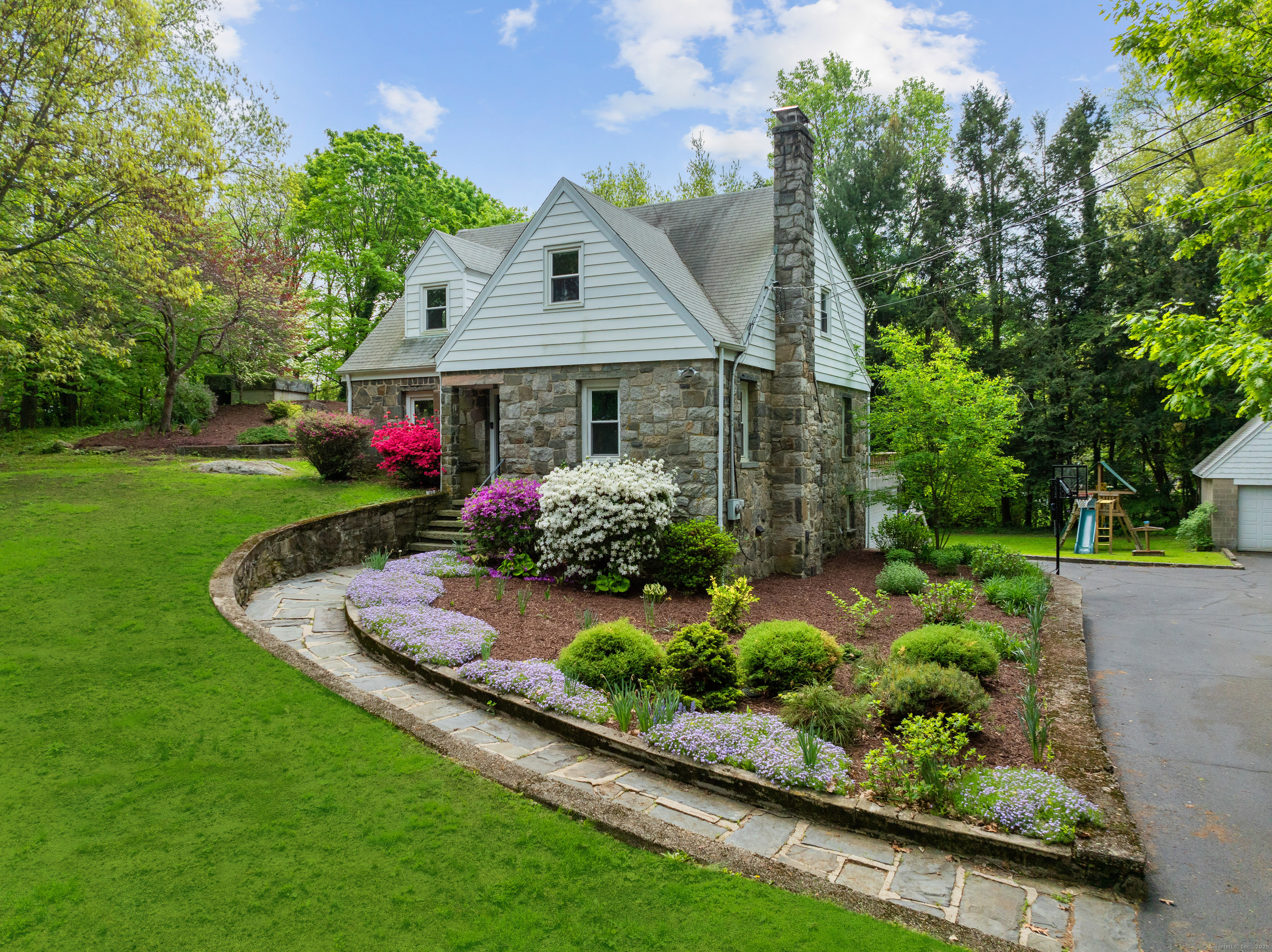 7 Scribner Heights
